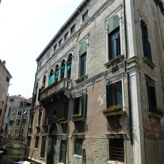 Palazzo Loredan a San Canciano