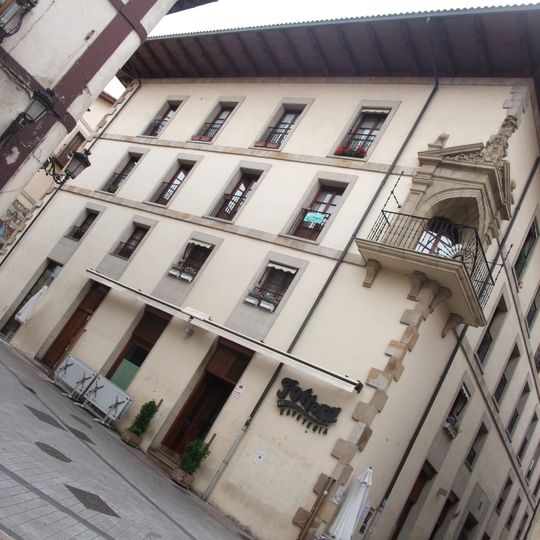 Casa de Gazteluzar