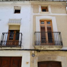 Edifici al carrer Colom, 47 i 49