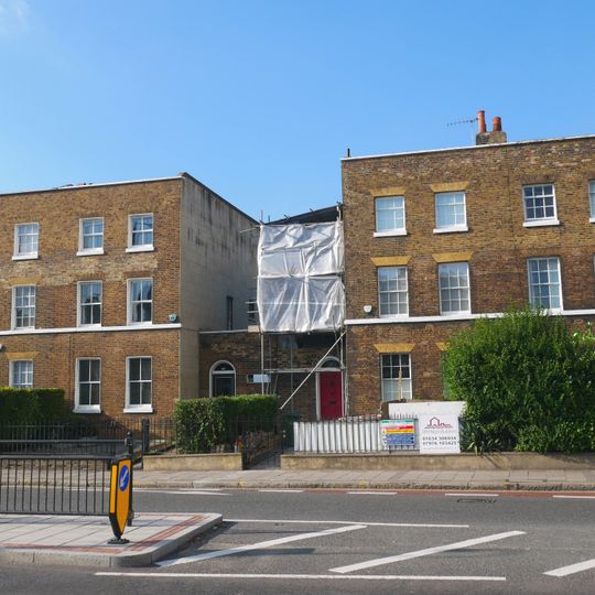 199-213, Greenwich High Road