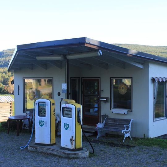 Skålan gas station