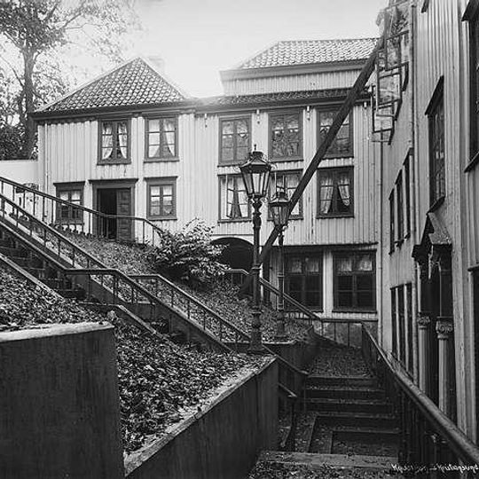 Storgata 15/17 Knudtzongården