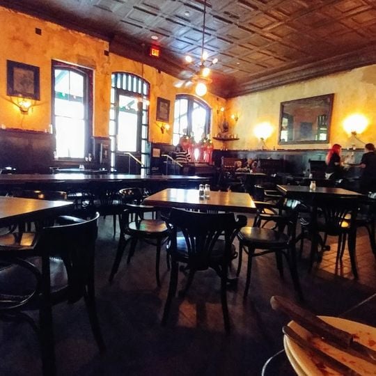 The Esquire Tavern
