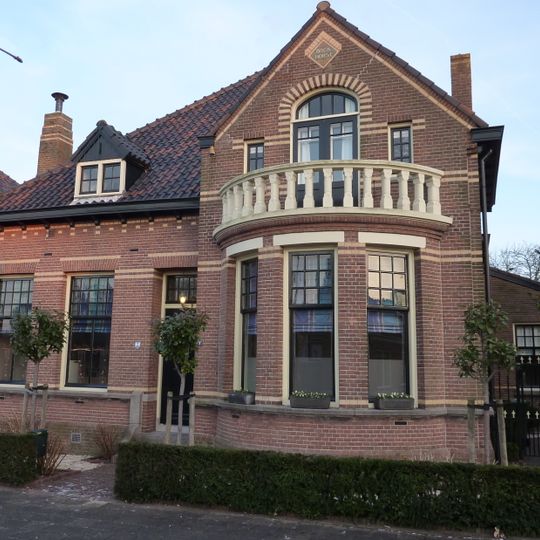 Dokterswoning bij St. Bavo