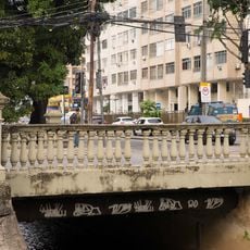 Guarda-corpo da Avenida Maracanã II