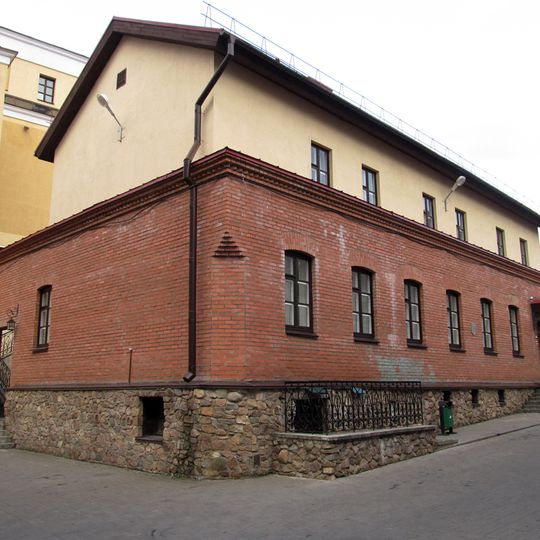 Revaliucyjnaja Street 6V, Minsk