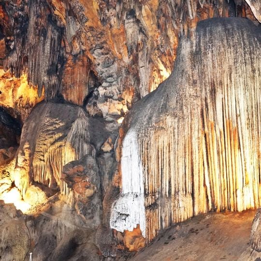 DeSoto Caverns