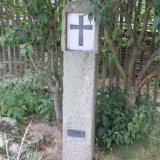 Boží muka na křižovatce severně od Hodova