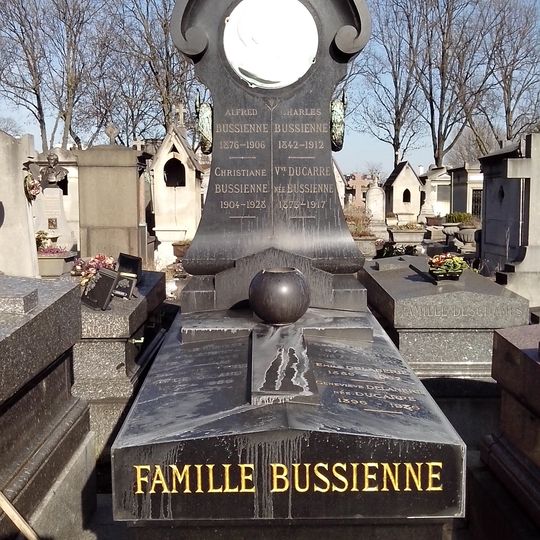 Grave of Bussienne
