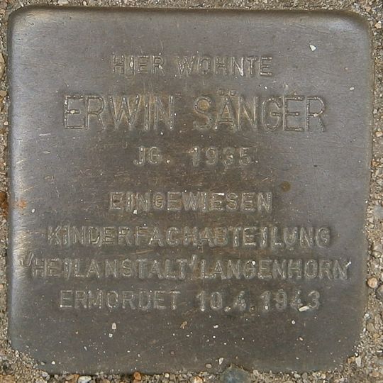 Stolperstein en memoria de Erwin Sänger