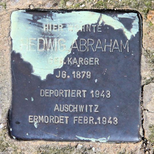 Stolperstein en memoria de Hedwig Abraham