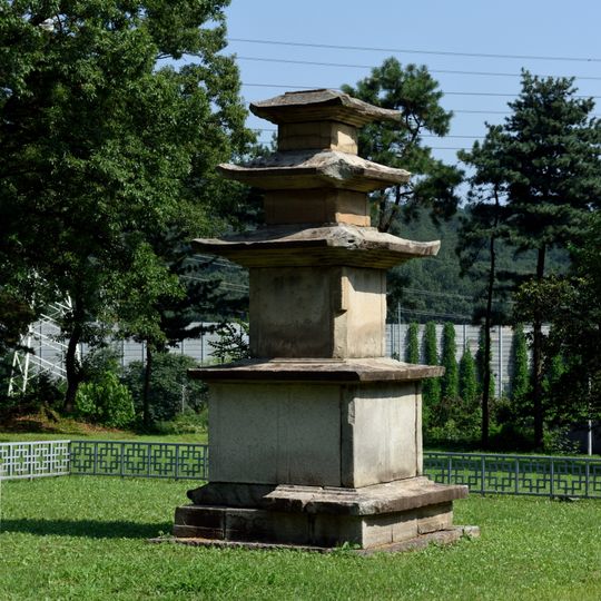 하남 동사지 삼층석탑