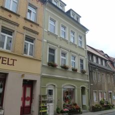 Mietshaus in geschlossener Bebauung Robert-Koch-Straße 30