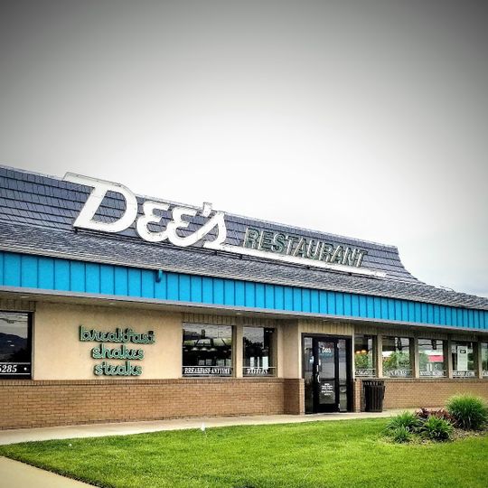 Dee's
