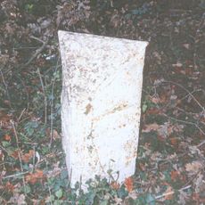 Milepost, village of Dean