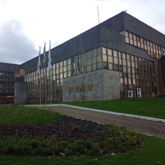 Bento Ferreira building