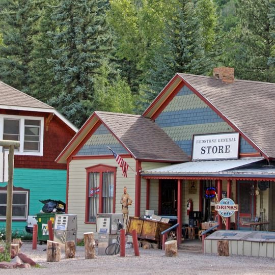 Redstone Historic District