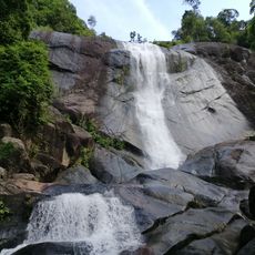 7 wells waterfall