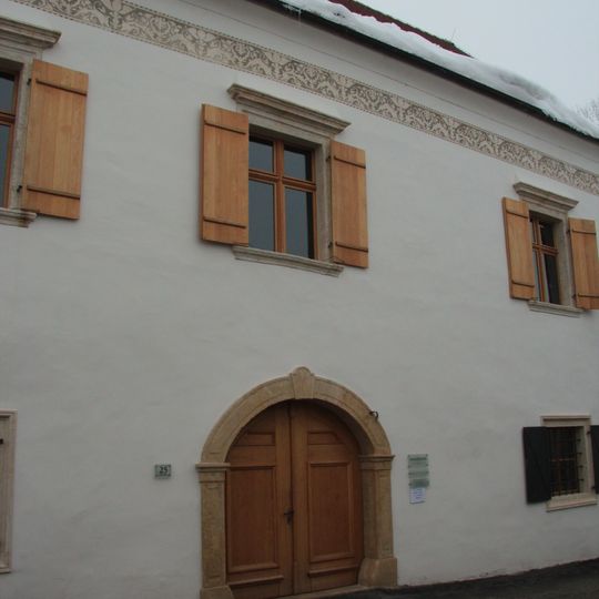 Hiša Jurkovičeva 25