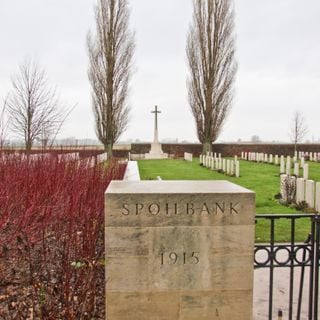 Spoilbank Cemetery