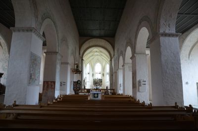 Interior 0