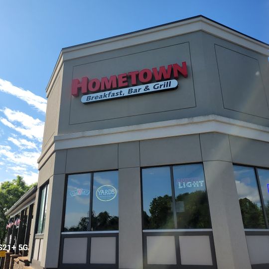 Home Town Breakfast Bar & Grill