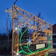 Sezonowa wystawa Książęcy Park Iluminacji ,,Baśniowe Zatonie”