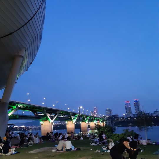 Cheongdam Bridge