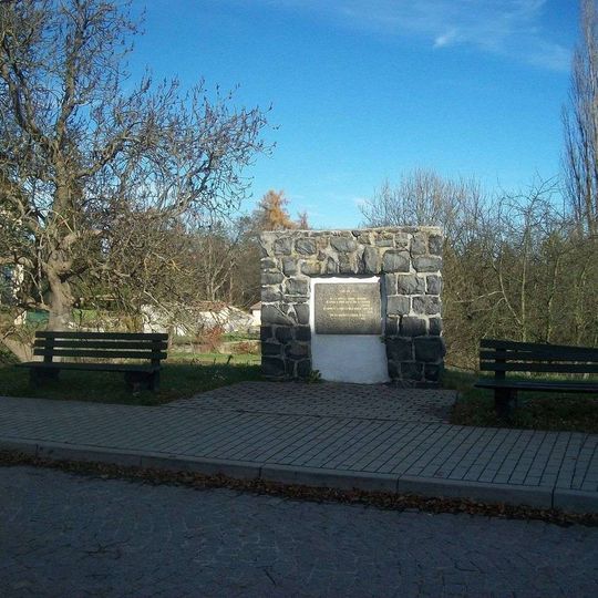 Památník v Trpístech