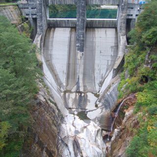 Sennindani Dam