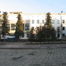 Budynek bankowo-mieszkalny