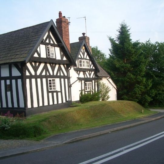 8 And 9, Aston Munslow