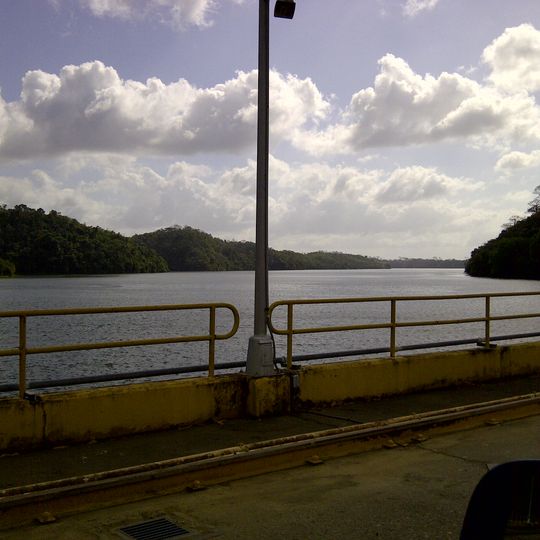 Lago Bayano