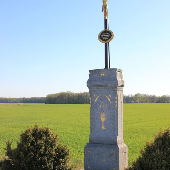 Betkreuz südöstlich von Cunnewitz, an der Straße nach Ralbitz