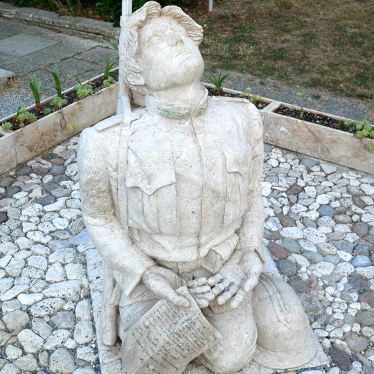 Monumento ai caduti di tutte le guerre