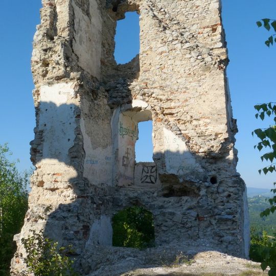 Žusem Castle