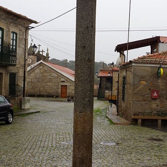 Pelourinho de Touça