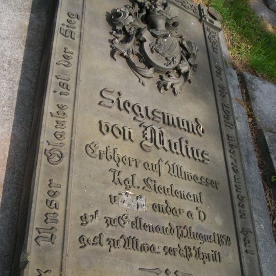 Cmentarz przykościelny w Dobromierzu