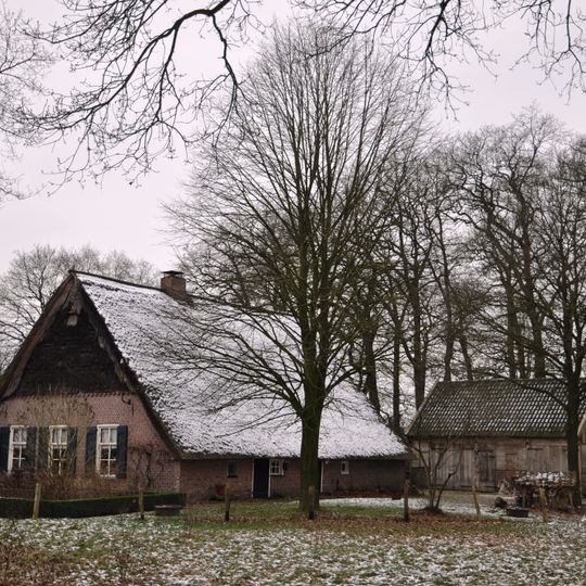 't Oale hoes, schuur