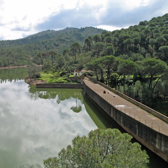 Embalse de Campofrío