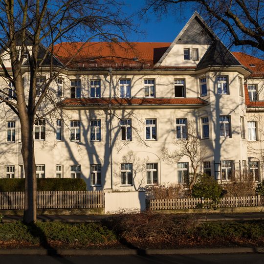 Doppelwohnhaus Friedeburger Straße 4; 6