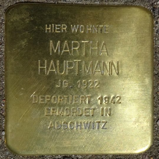Stolperstein en memoria de Martha Hauptmann