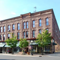 Harlow Block