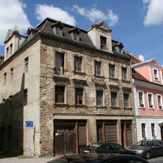 Wohnhaus in geschlossener Bebauung Langenstraße 36