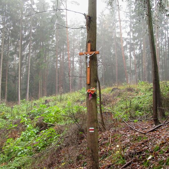 Kříž u Bludova na stezce ke Kostelíčku