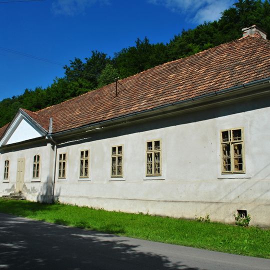 Zájazdný hostinec s voziarňou