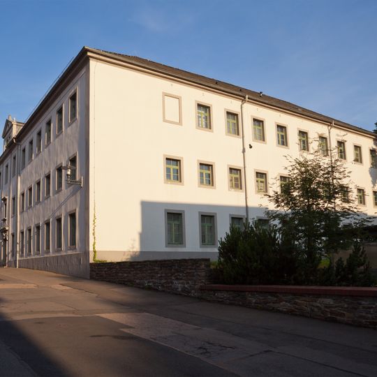 Dreiflügelanlage Hospitalweg 3