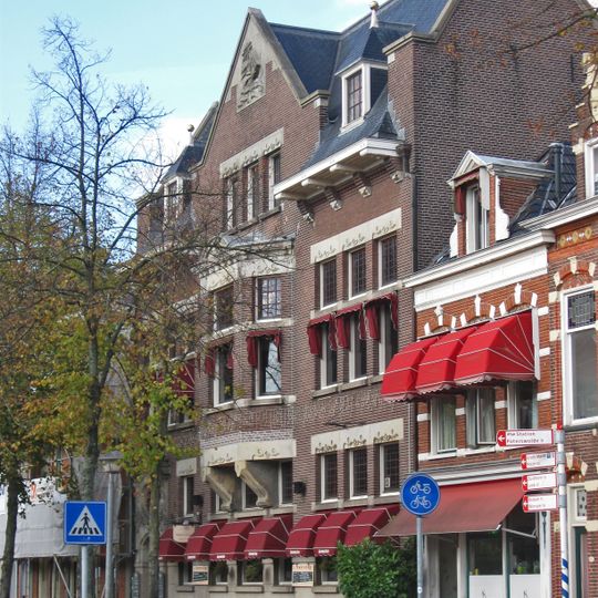 Voormalig bankgebouw