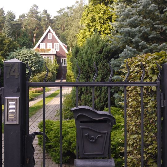 Zespół willi, 23 Marca 74, Sopot