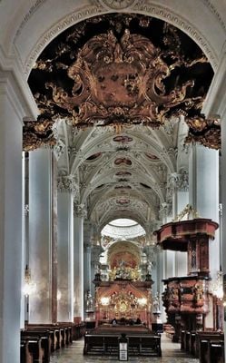 Interior 3